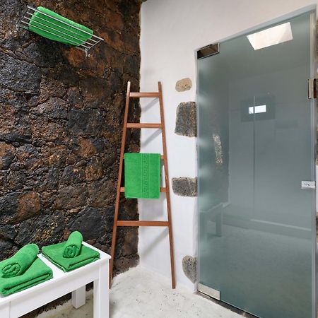 Apartamento Los 4 Nobles Tinajo Dış mekan fotoğraf
