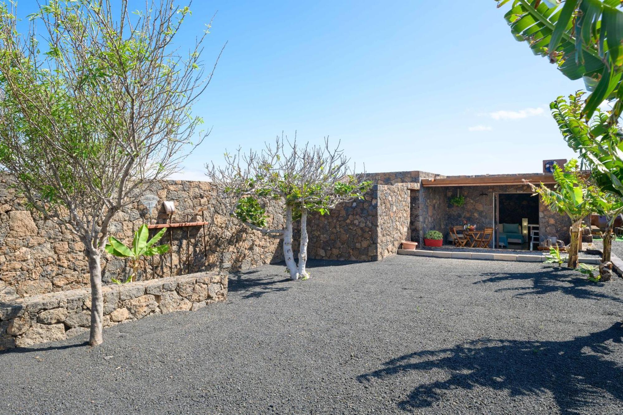 Apartamento Los 4 Nobles Tinajo Dış mekan fotoğraf