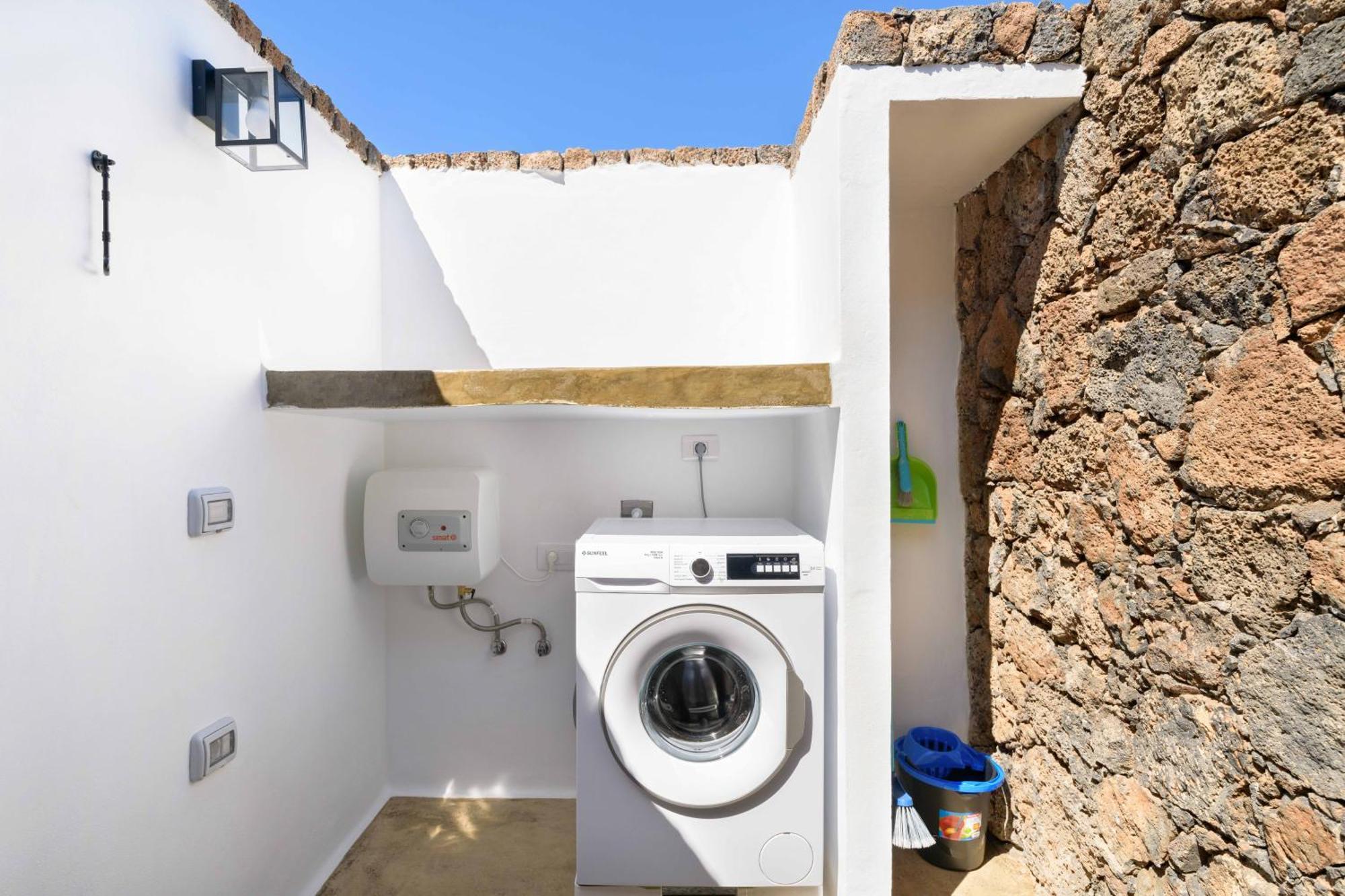 Apartamento Los 4 Nobles Tinajo Dış mekan fotoğraf