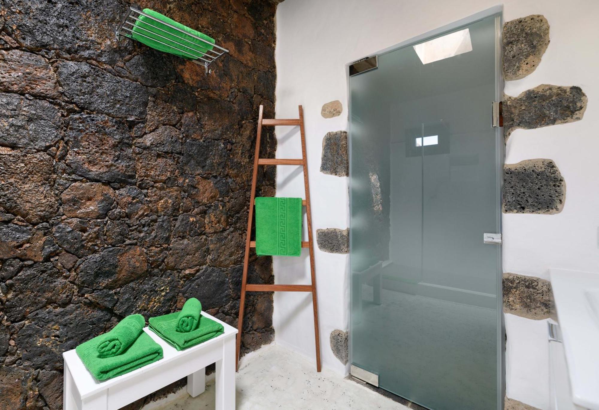 Apartamento Los 4 Nobles Tinajo Dış mekan fotoğraf